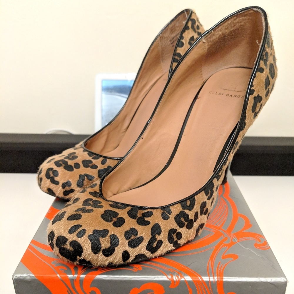 Kelsi Dagger Leopard Shoes Size 10